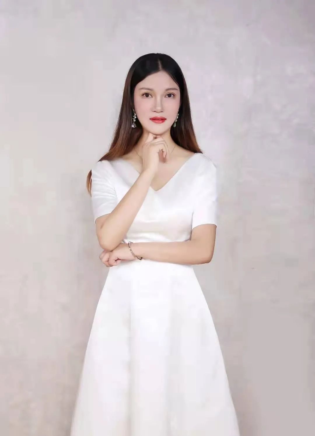 陈玲.jpg
