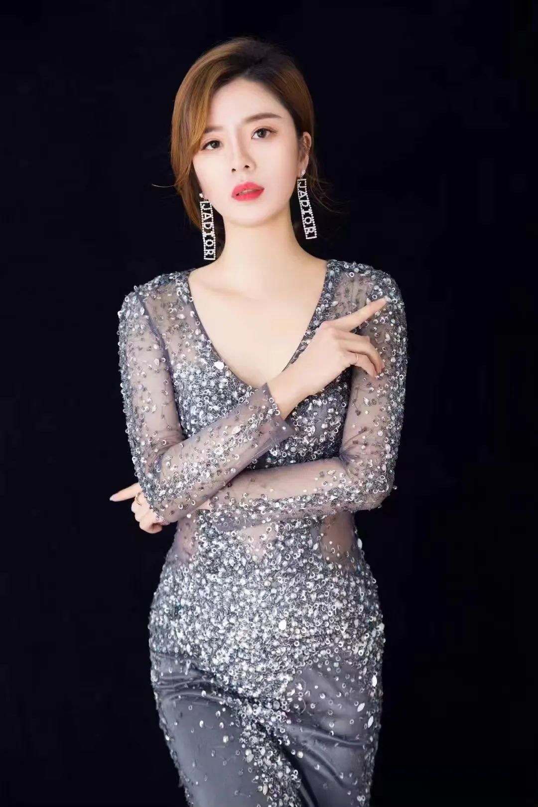 丽丽.jpg